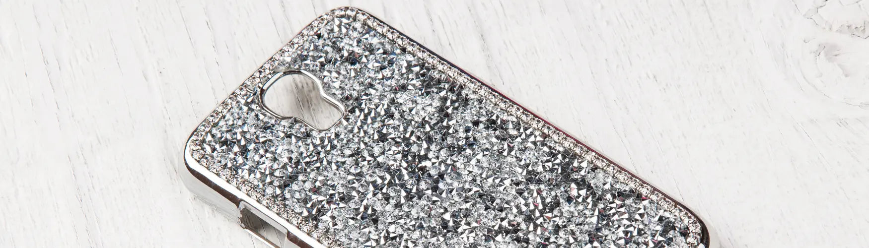 Personalise Your Mobile With Preciosa Flatback Crystals