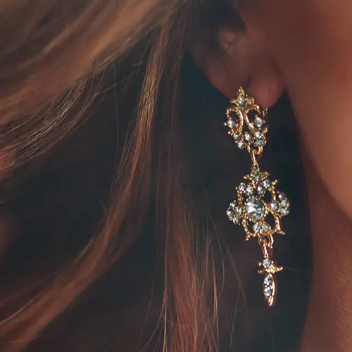 Types of Earrings: A Comprehensive Guide to Different Styles