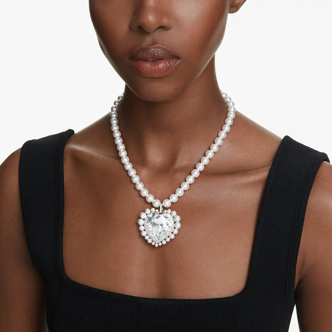 Ariana Grande x Swarovski Necklace Crystal Pearl Heart Cut Ariana Grande x Swarovski Necklace Crystal Pearl Heart Cut